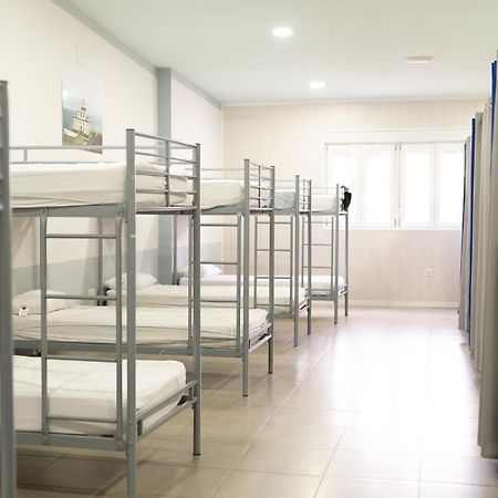 Albergue Barullo - Cubiculos - Literas - Habitaciones Sarria Εξωτερικό φωτογραφία