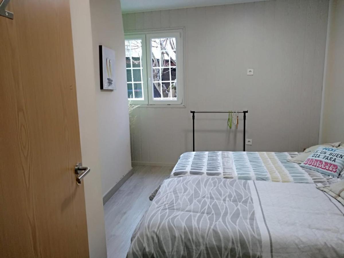 Albergue Barullo - Cubiculos - Literas - Habitaciones Sarria Εξωτερικό φωτογραφία